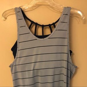 Athleta tank with removable bra